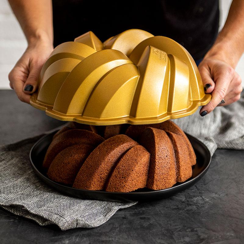 Nordic ware 75th Anniversary Braided Bundt Pan