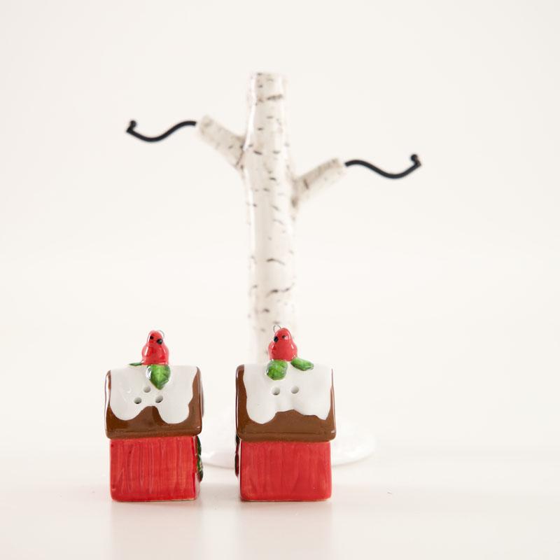 Hanging Birdhouse Salt and Pepper Set