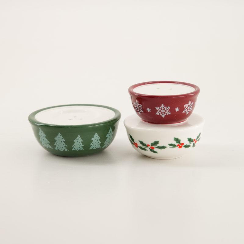 Christmas Mixing Bowls Salt and Pepper Set