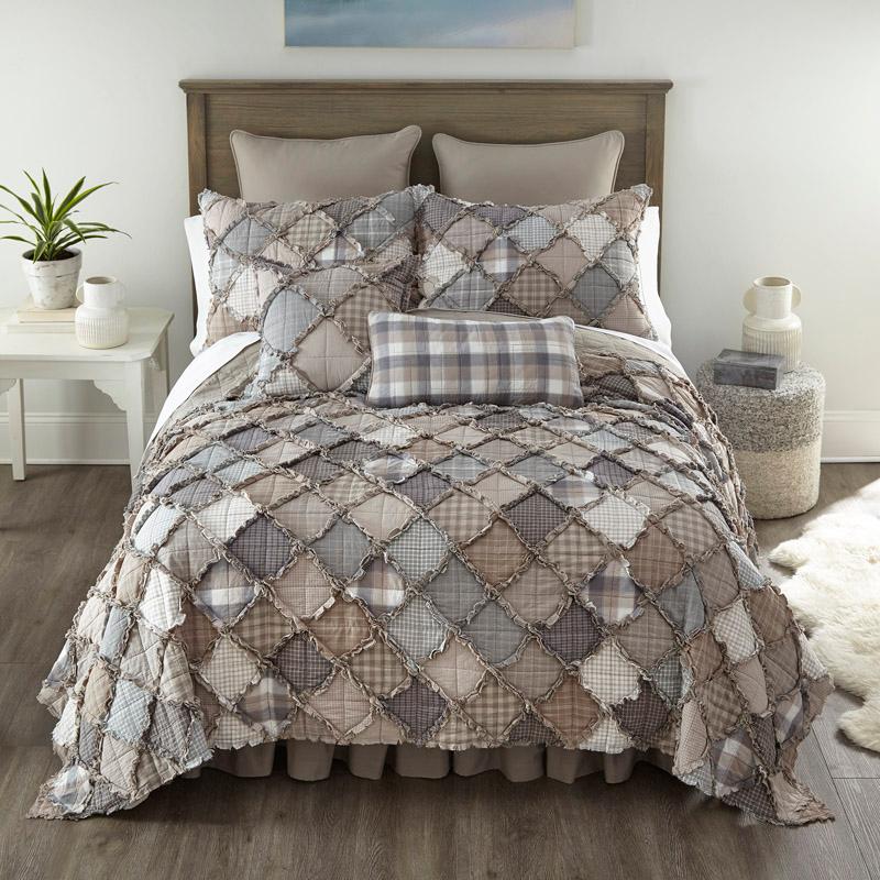 Smoky Mountain Quilt by Donna Sharp -  King